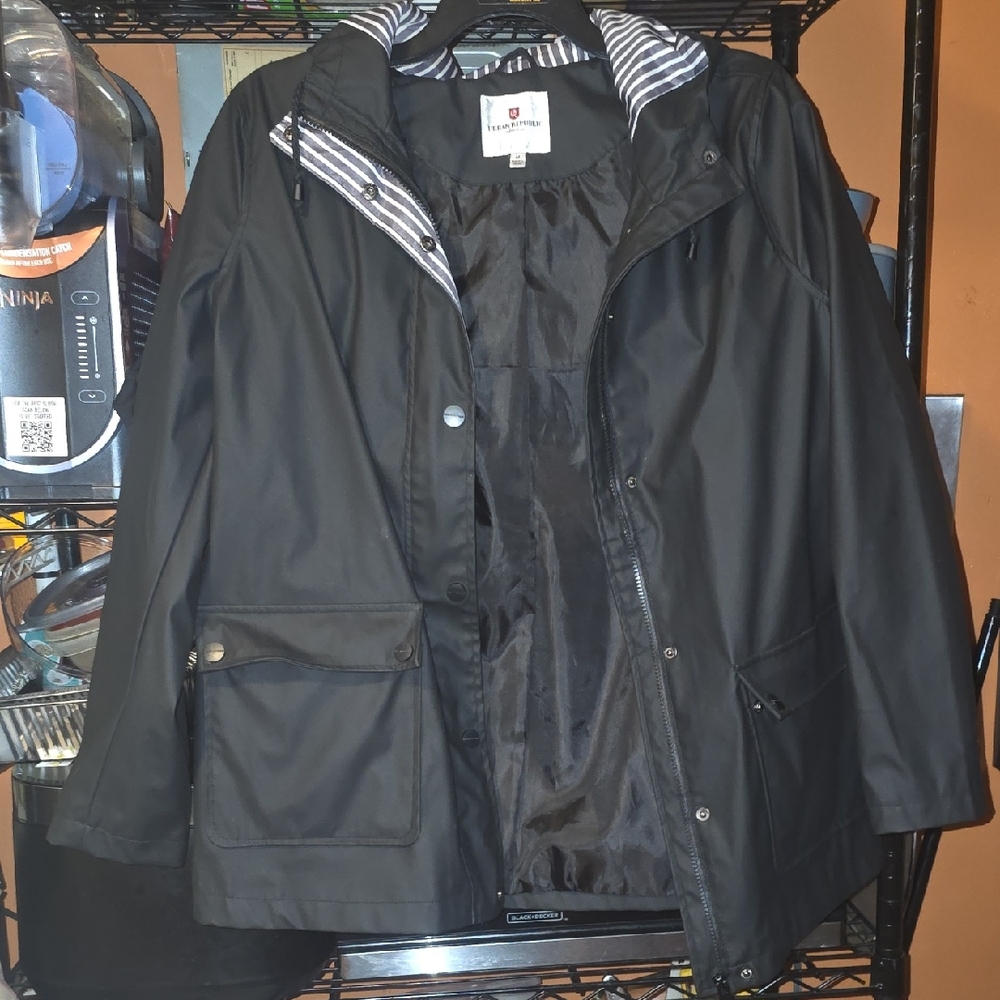 Urban Republic Black Utility Jacket for Women Perfect For The Rain.
